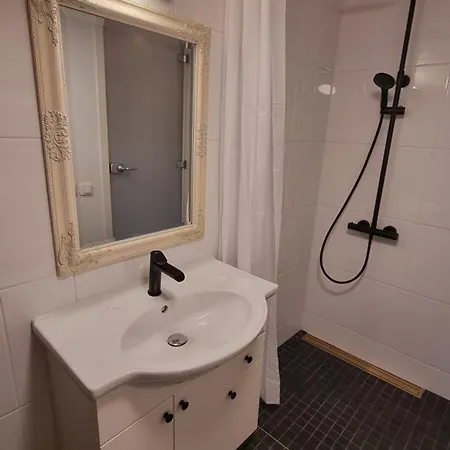 Apartamento Tihase One Bedroom Garden View Tallin